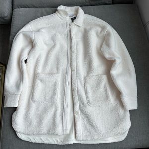 NEW WITH TAGS cozy shacket in women’s large